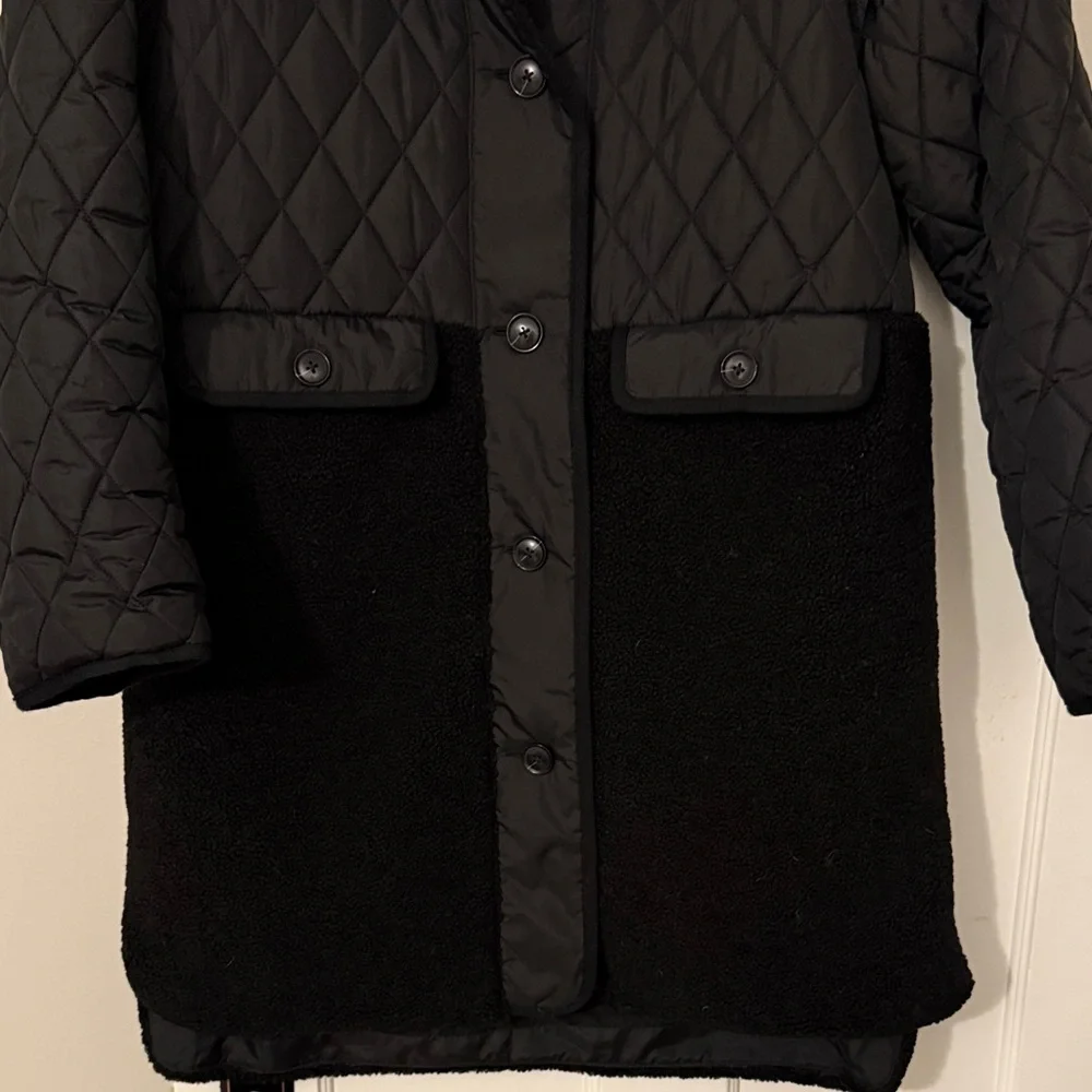 LOFT Black Quilted Puffer Jacket - Picture 3 of 6